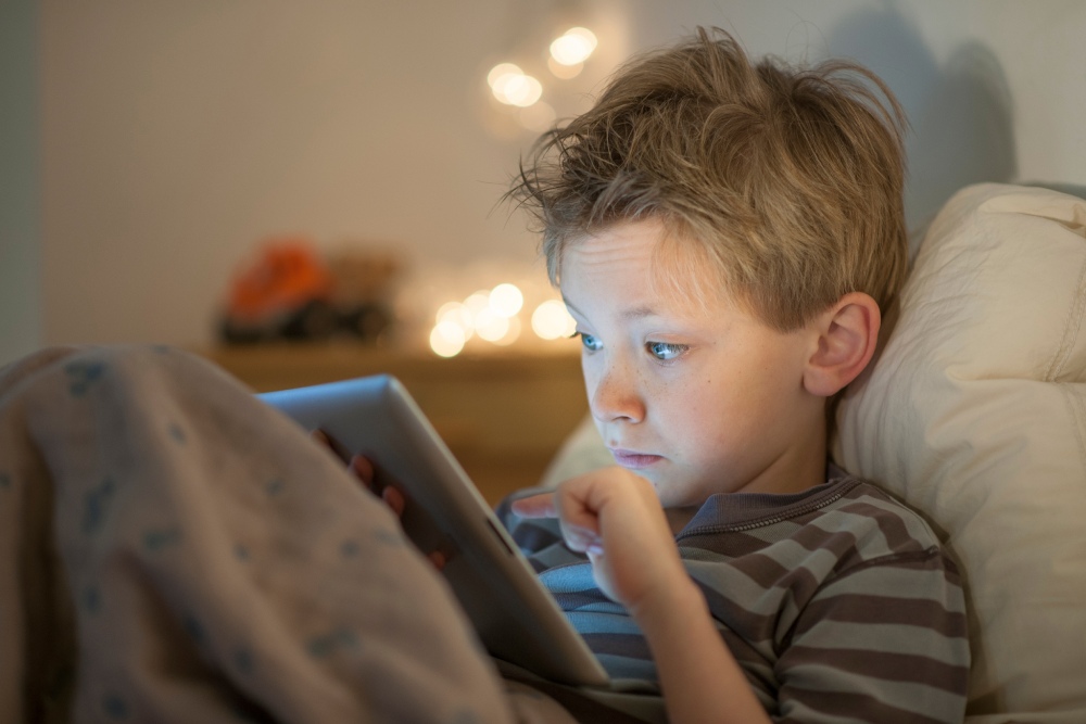Can Screen Time Affect My Child’s Eye Health? 